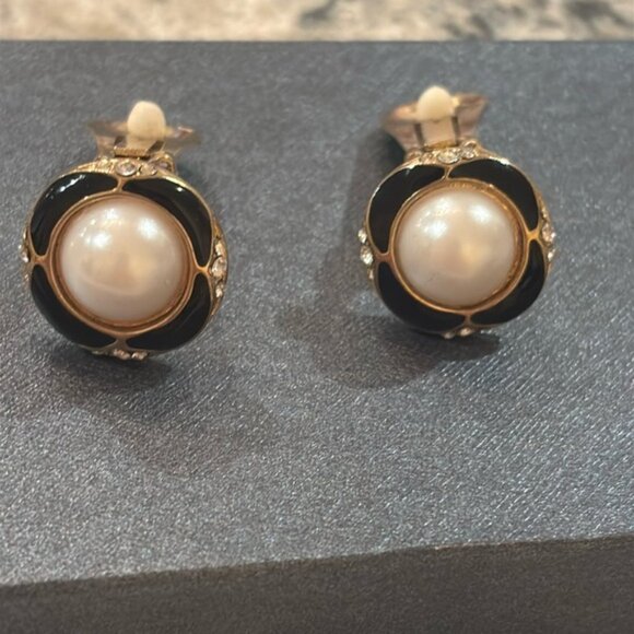 Bintage Roman Clip On Earrings Fau Pearls black with stones - Picture 2 of 8